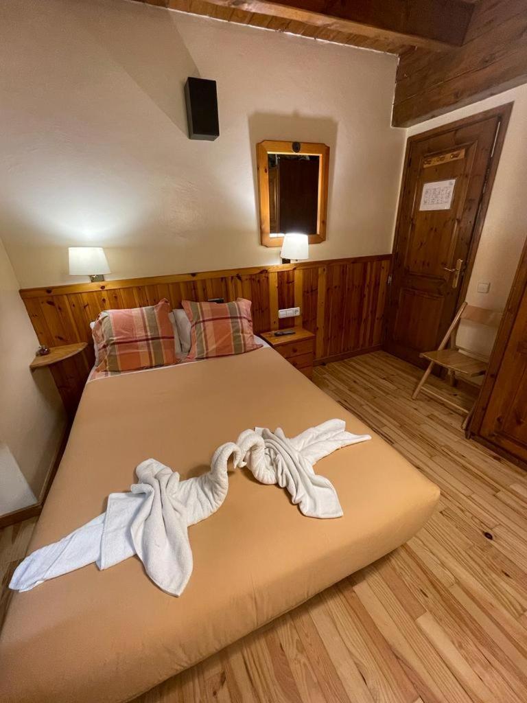 El Bouquet Hotel Pla de l'Ermita Kültér fotó