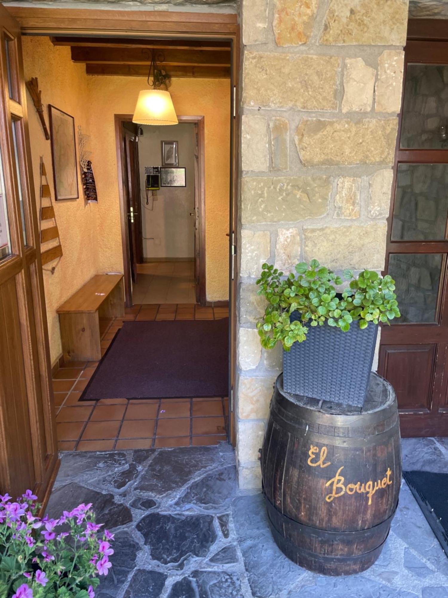 El Bouquet Hotel Pla de l'Ermita Kültér fotó